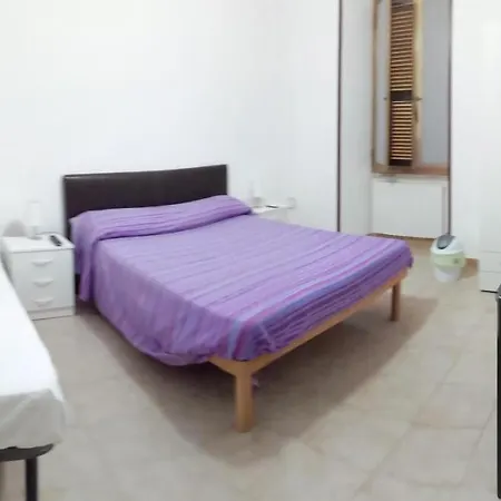 Oda ve Kahvaltı Pinna Nobilis